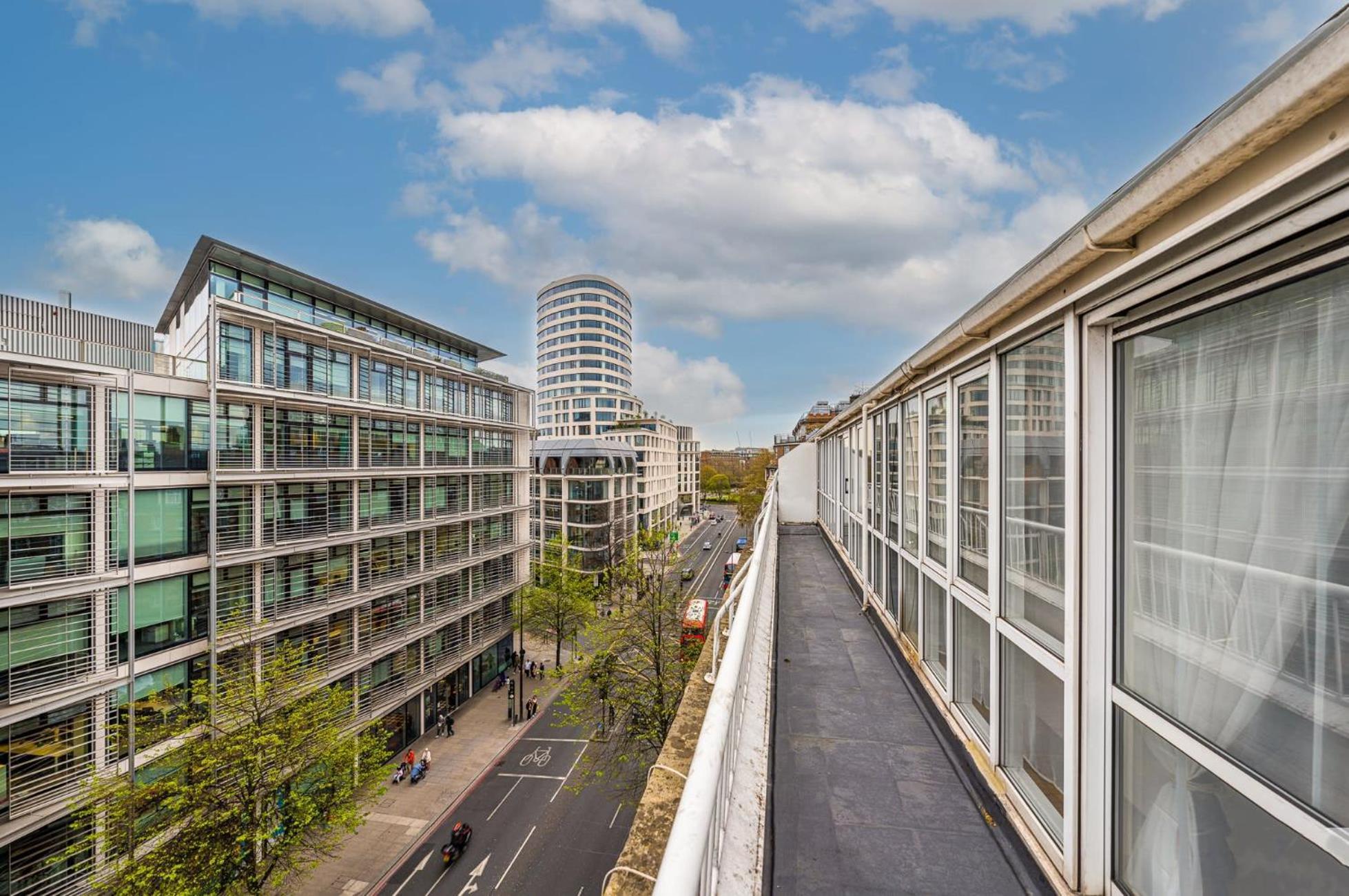 Marble Arch - Grovesnor Residences Apartment London