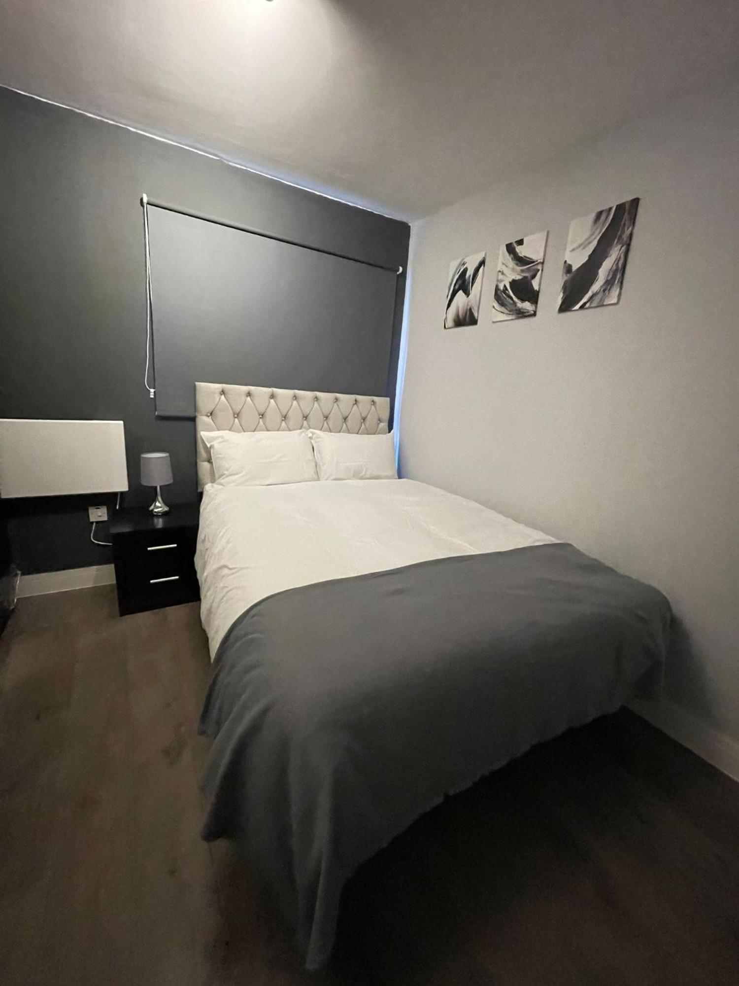 Letzi Private En-suite Near Wembley London