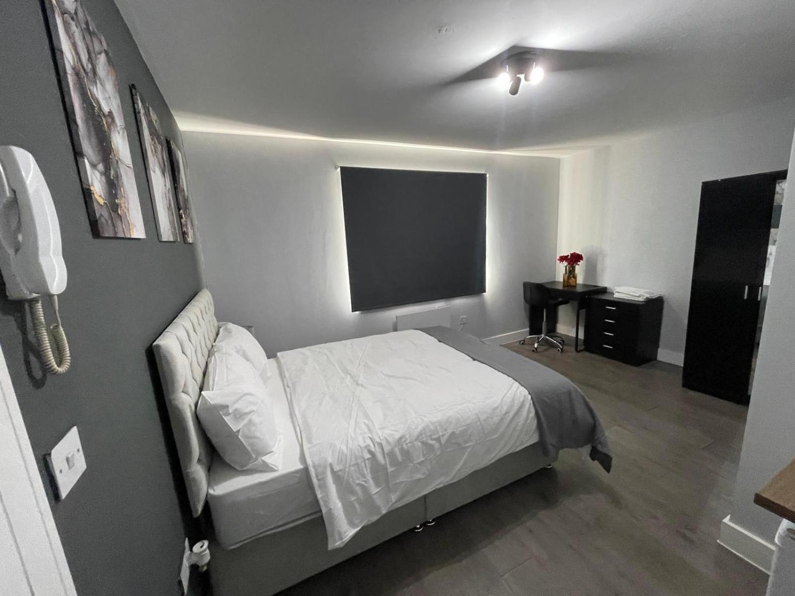 Letzi Private En-suite Near Wembley London