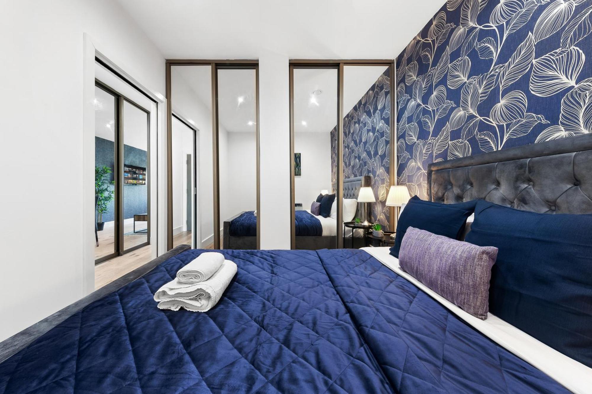 Apartment Modern One Bedroom Flat - Sleeps 5 -near Heathrow - Ub3 London