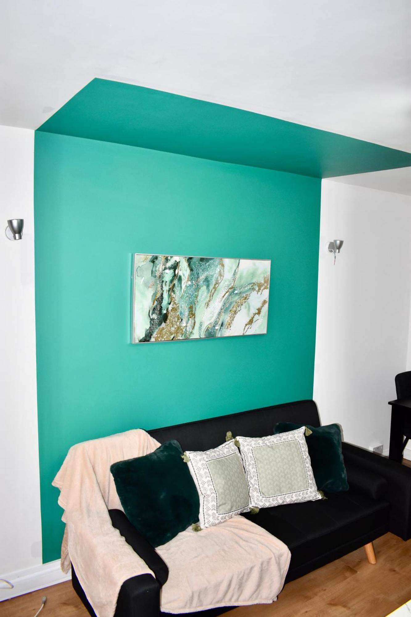 Apartment Luxury 2 Bedroom Apartment, Parking, Few Minutes Walk From Wembley Stadium *