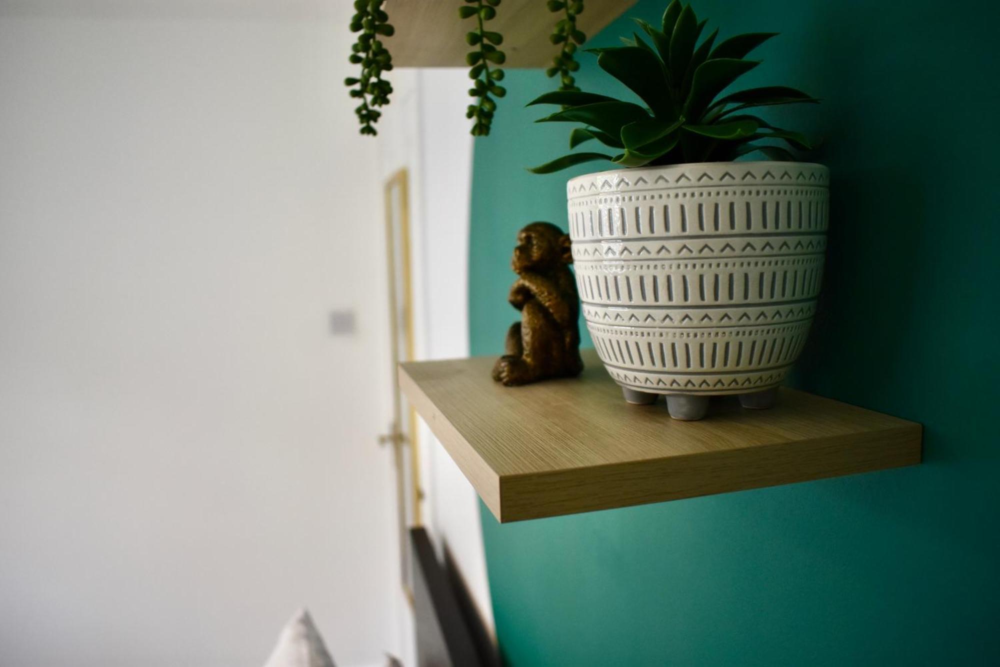 Luxury 2 Bedroom Apartment, Parking, Few Minutes Walk From Wembley Stadium Apartment *