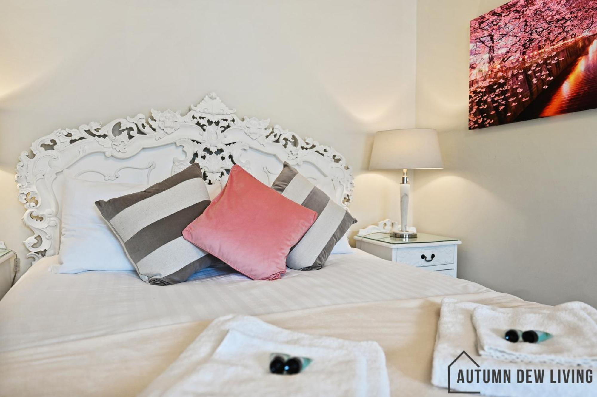 Apartment Beautiful 2 King Size Beds 2 Bath- Sleeps 5 In Earls Court