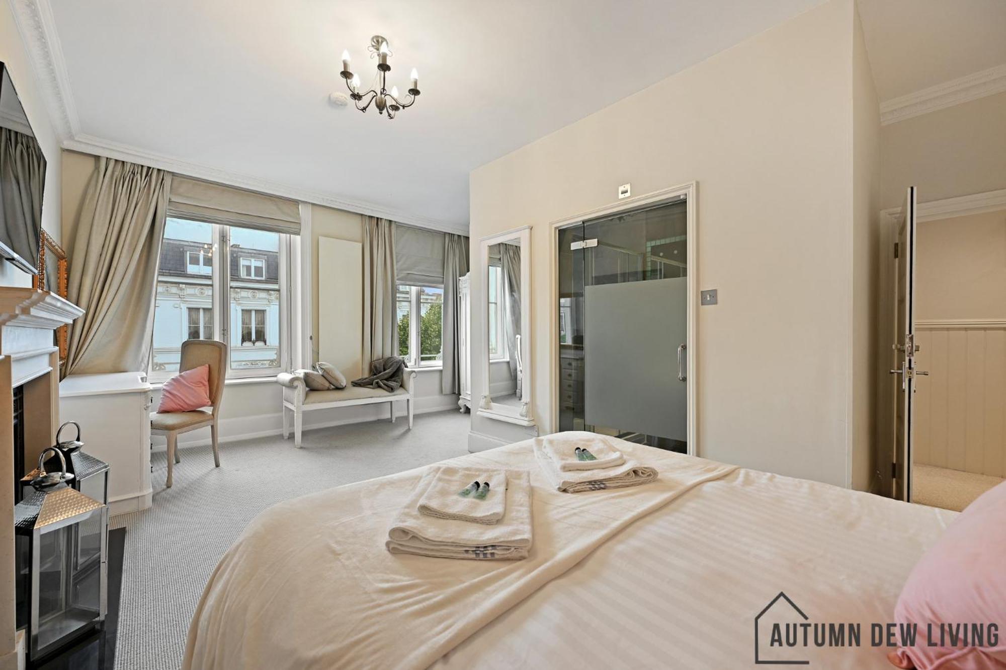 Apartment Beautiful 2 King Size Beds 2 Bath- Sleeps 5 In Earls Court
