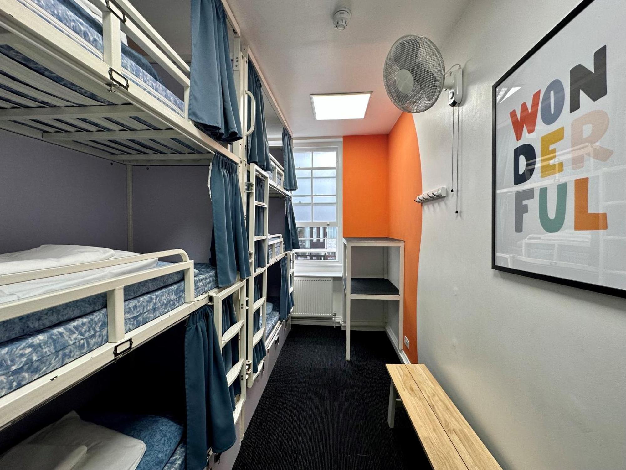 Smart Russell Square Hostel *
