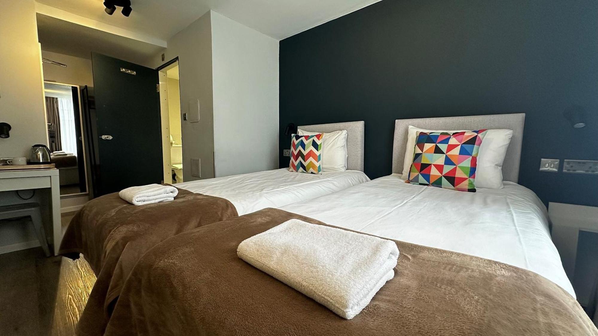 Smart Hyde Park View Hostel