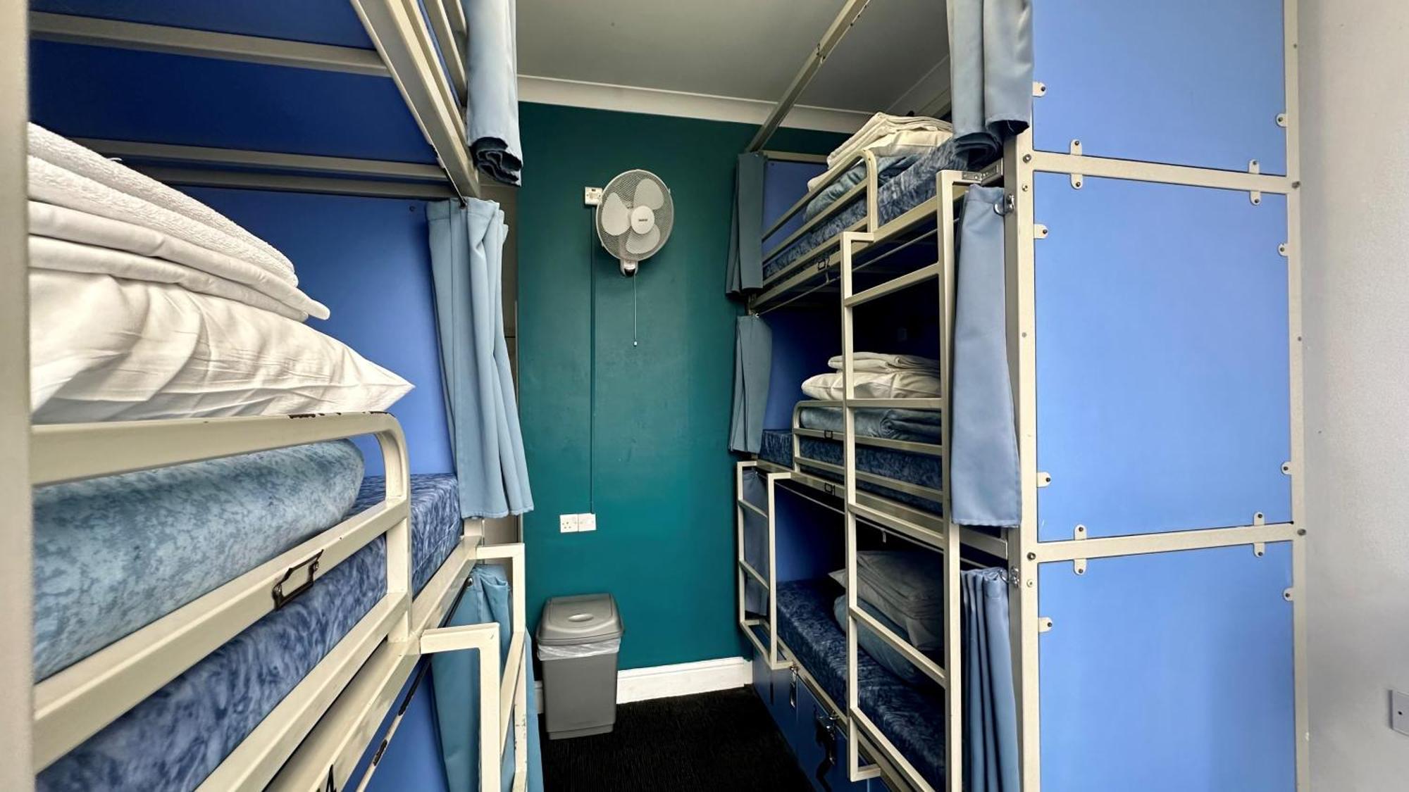 Smart Hyde Park View Hostel