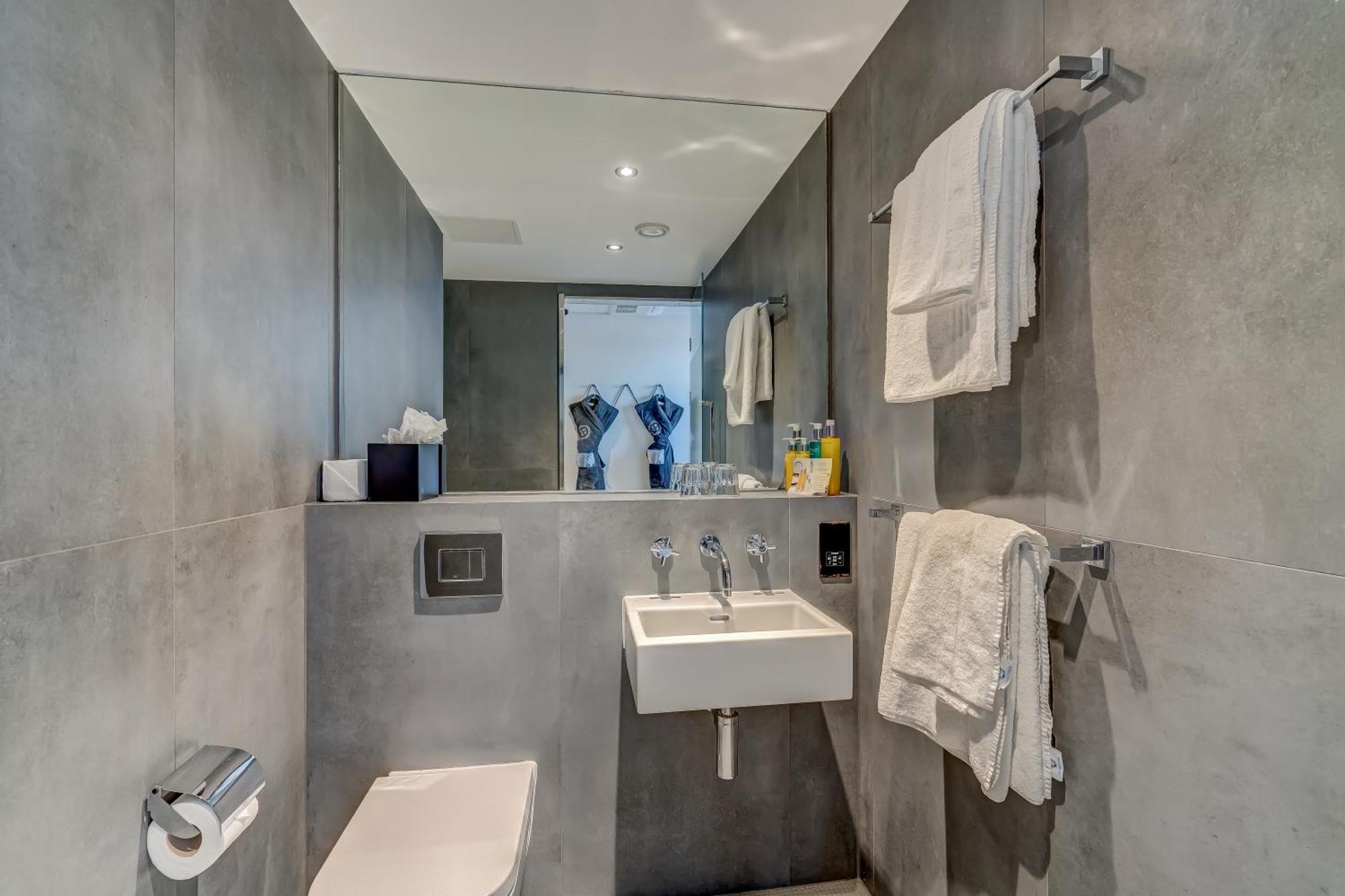 Hotel New Road London