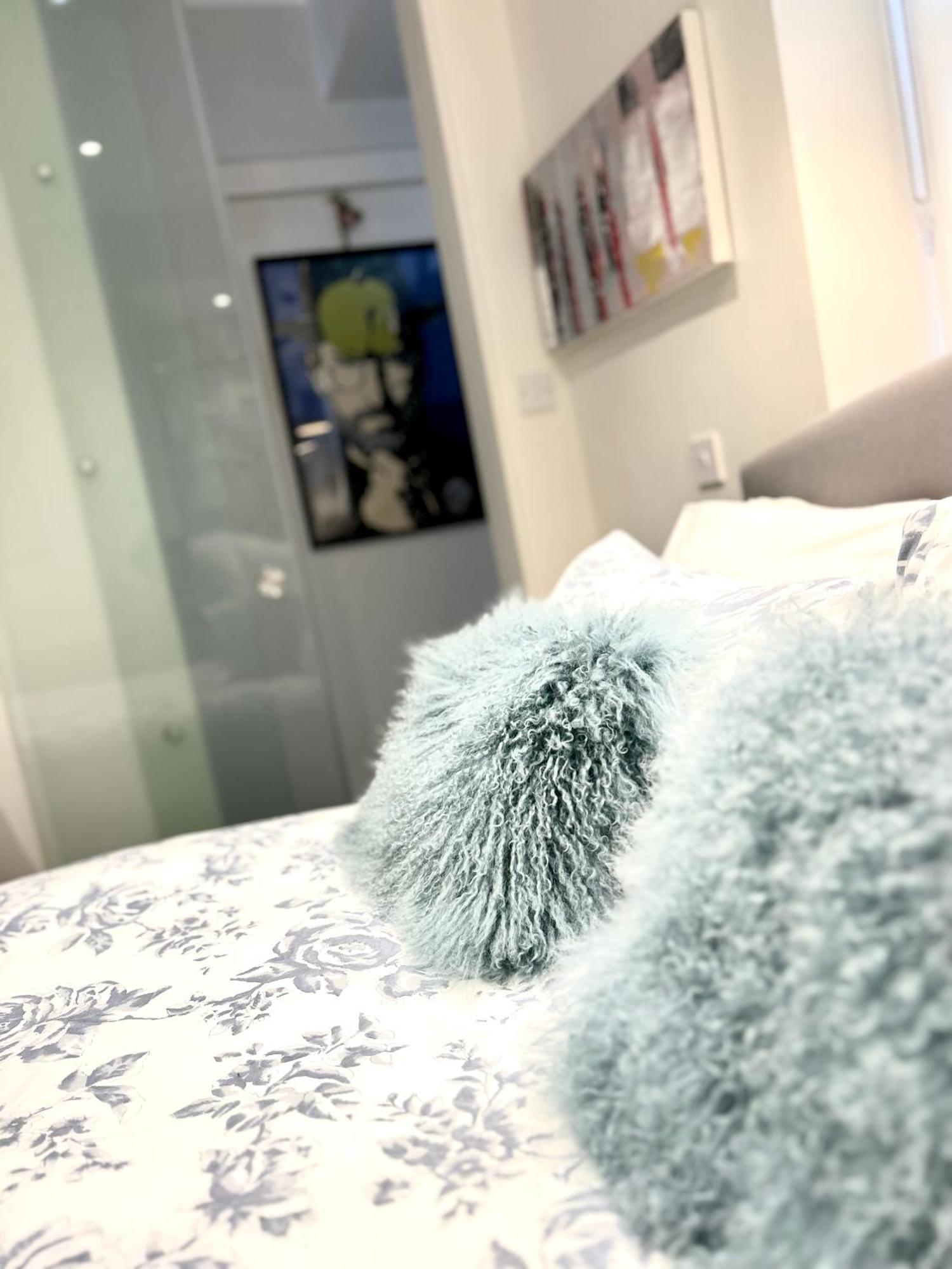 Soho Apartment *