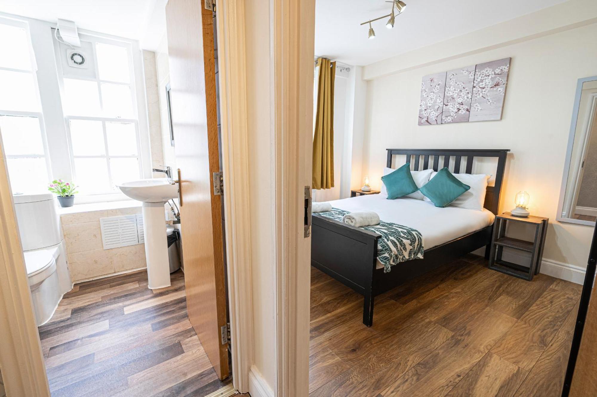 3 Bedrooms Near Hyde Park & Oxford St Apartamento