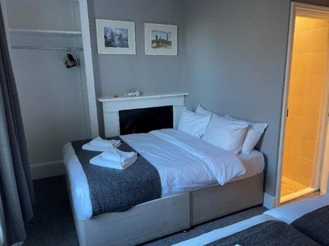 Ravna Gora Hotel London