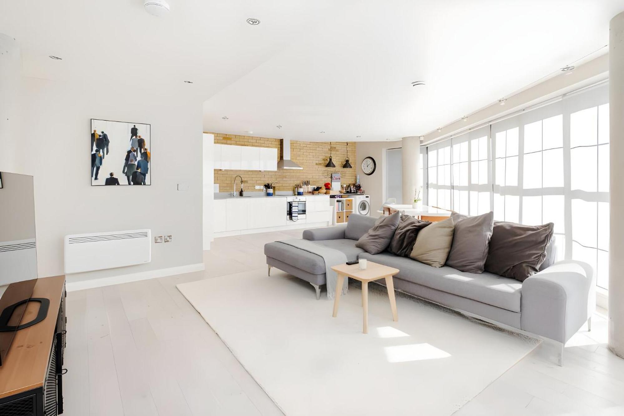 Large By Liverpool Street Station Apartment