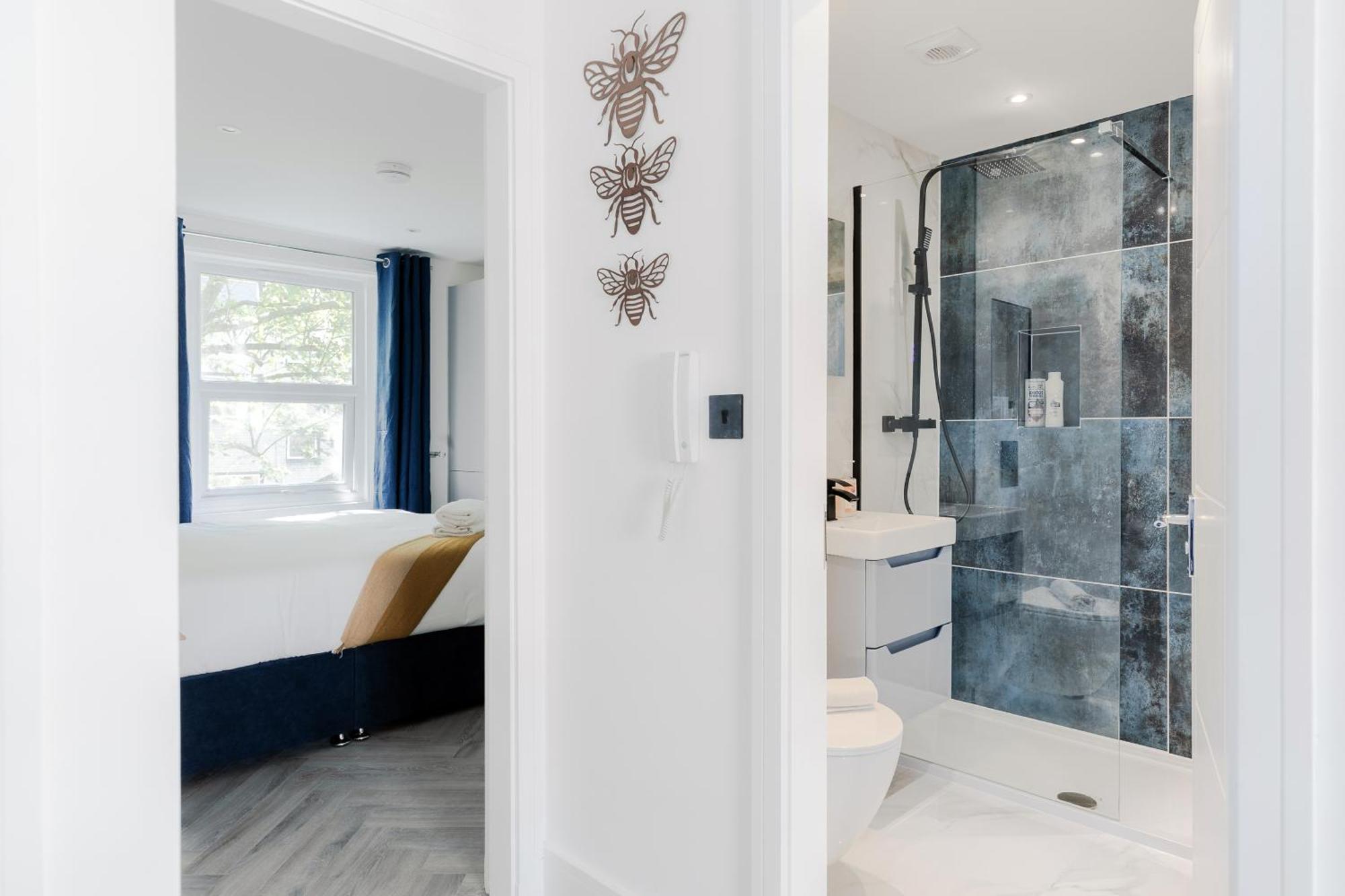 Comfortable Near Harrods * London