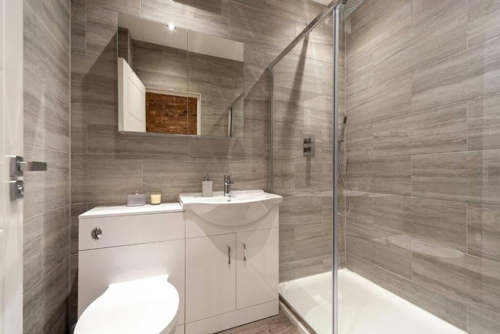 Luxury Wandsworth * London