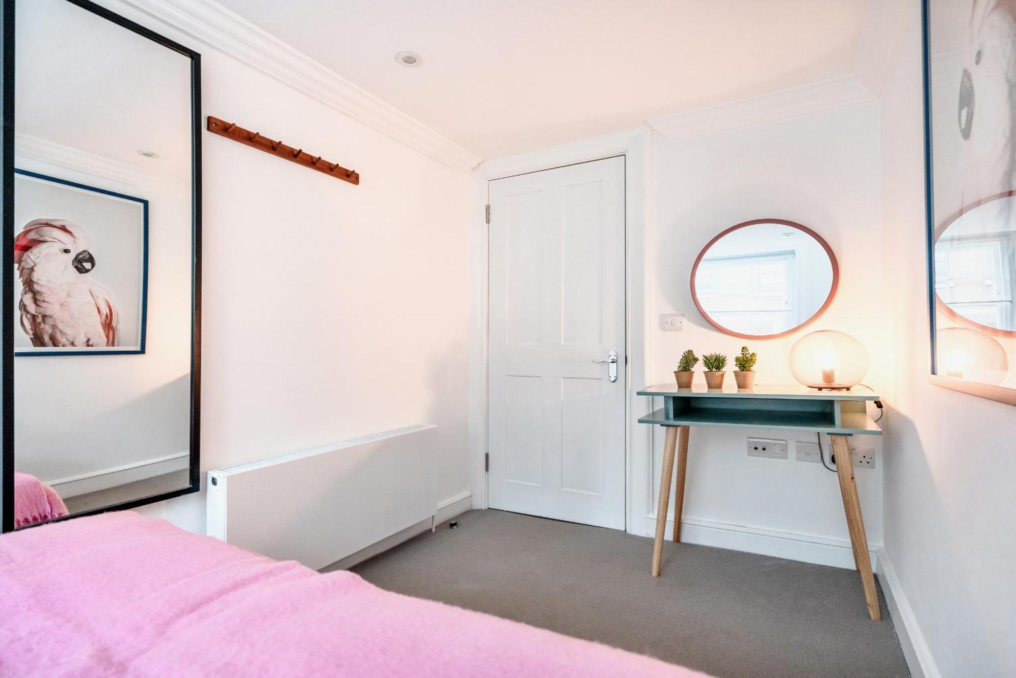 Be - The Soho Residences Apartment London