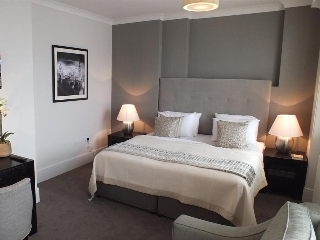 Hotel Ravna Gora 3*