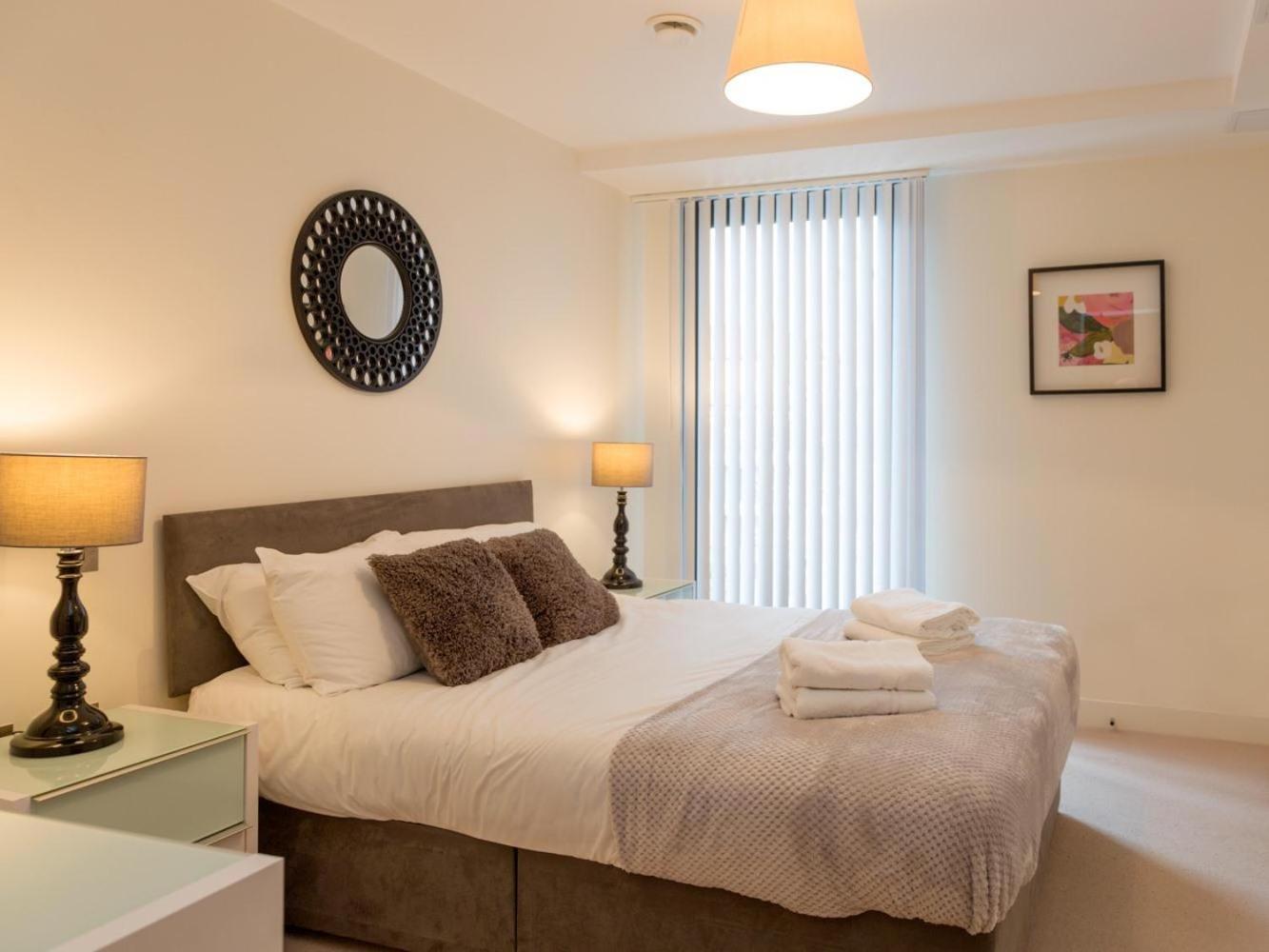 Tower Bridge Apartment