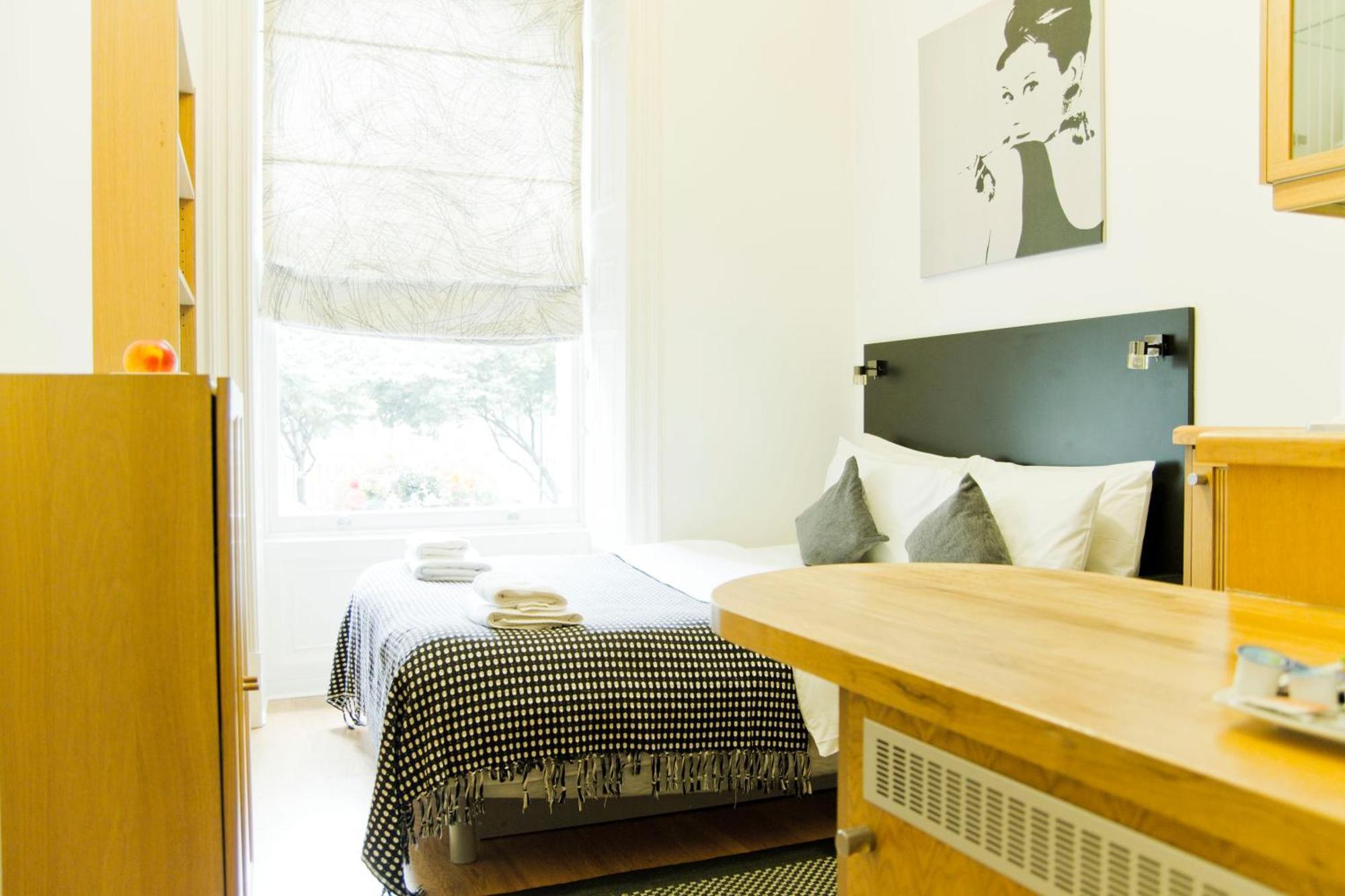 Apartment Studios2let *