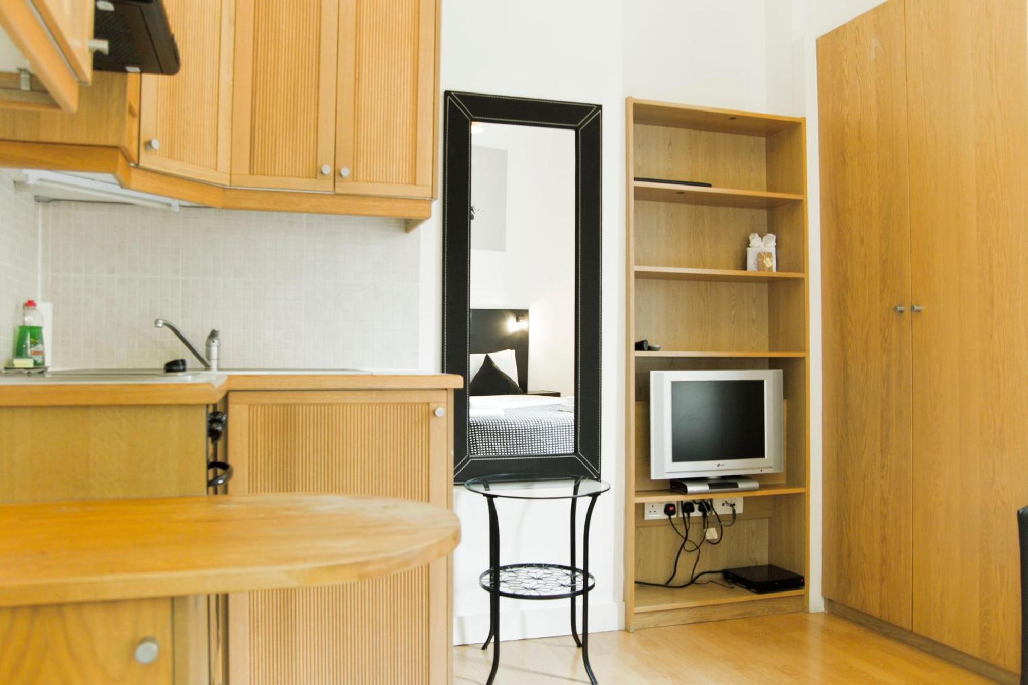 Apartment Studios2let