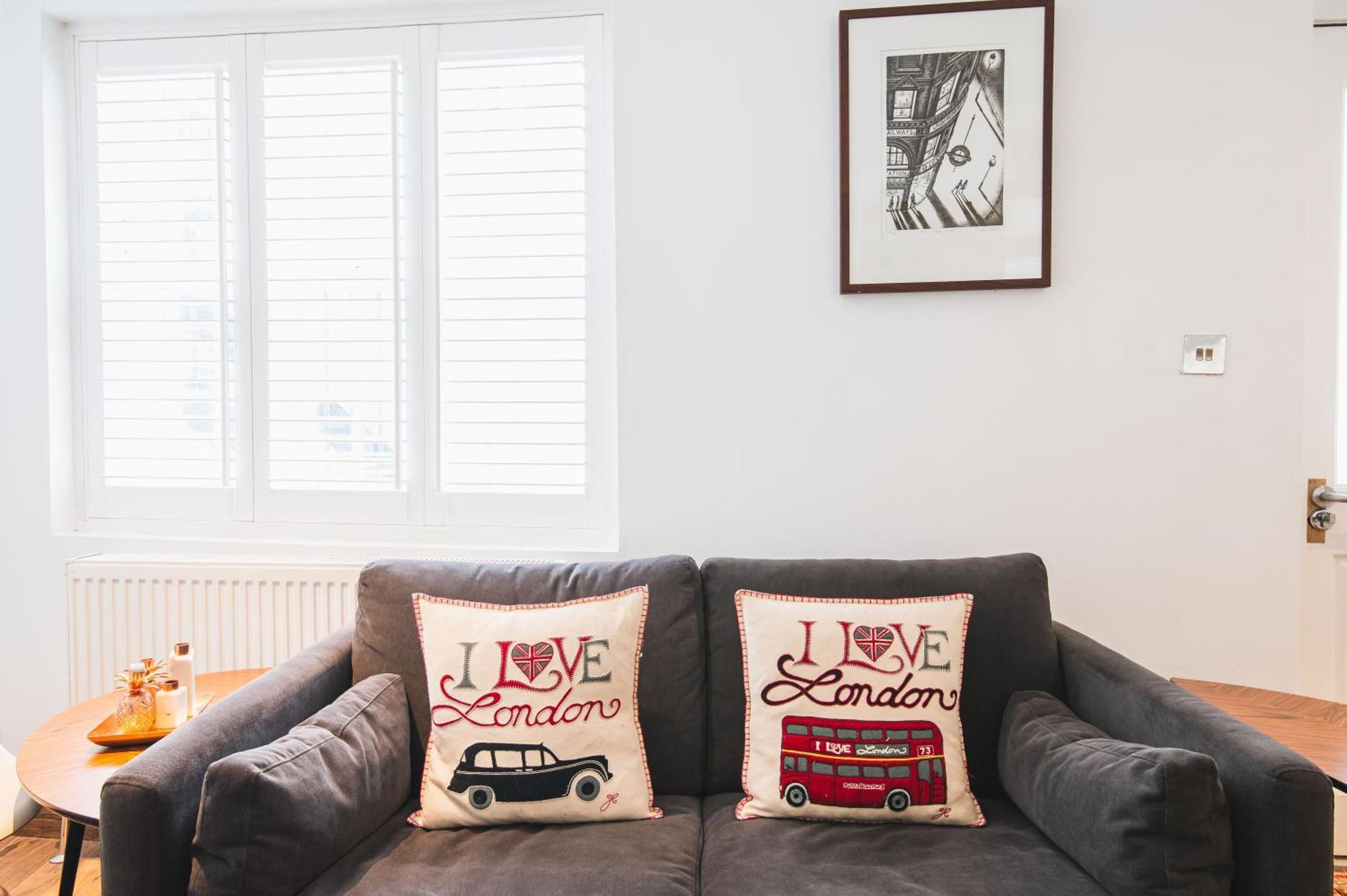 Pass The Keys - Modern & Stylish Garden In Islington London