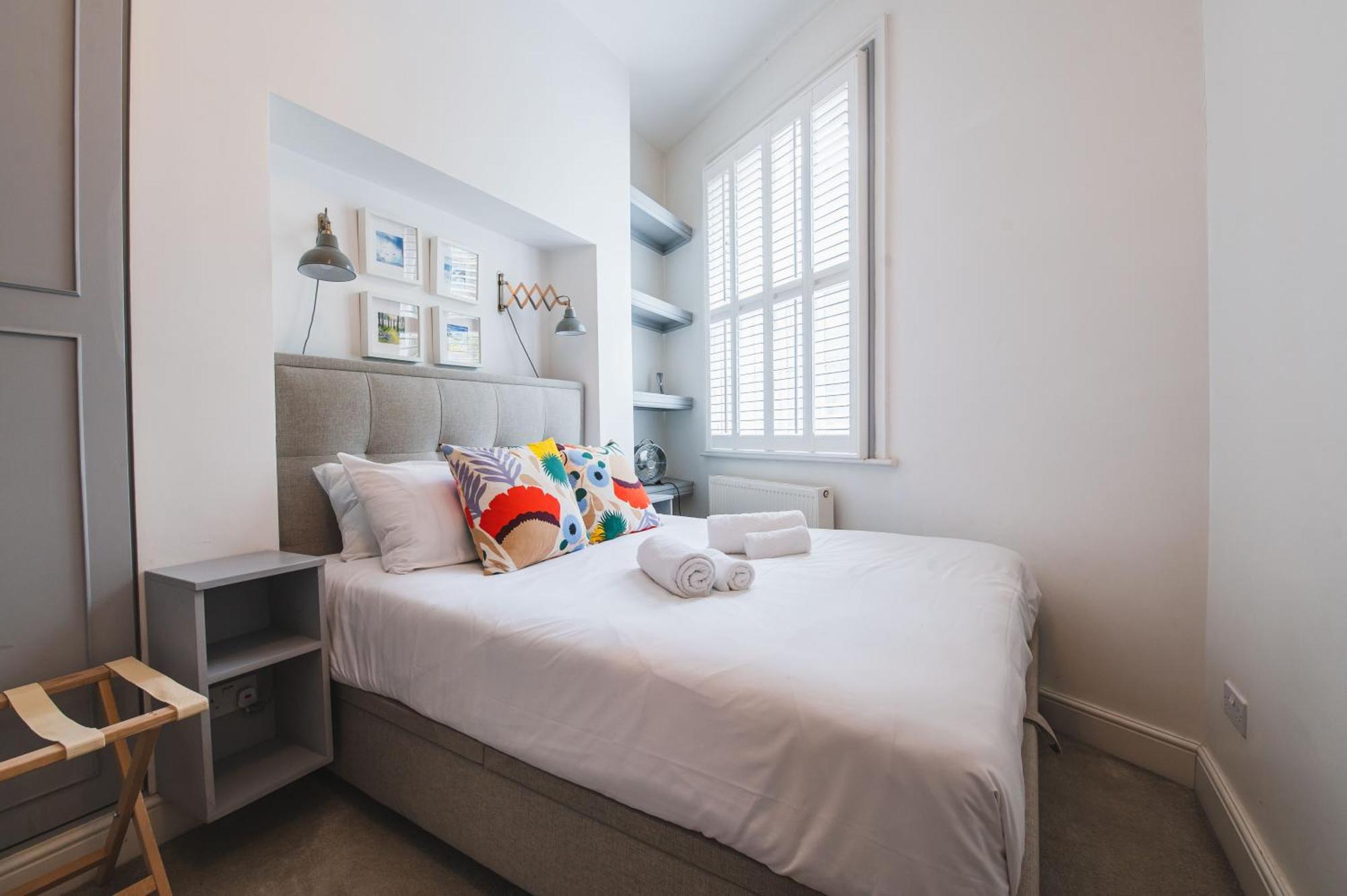 Pass The Keys - Modern & Stylish Garden In Islington London
