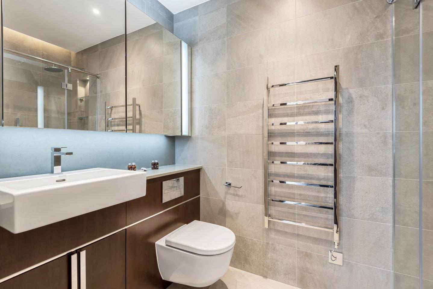 Thornes House Apartment *