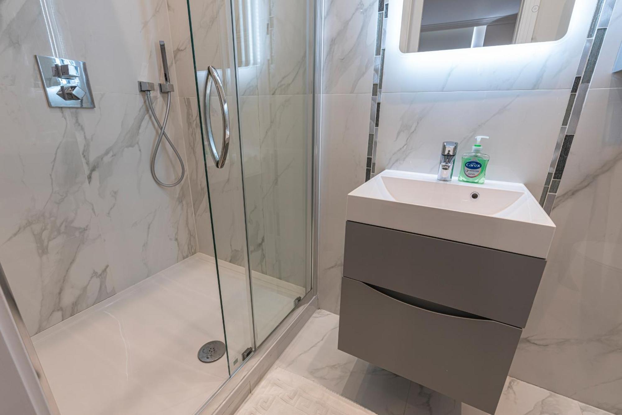 Apartment Modern Near Harrods And The Science Museum *