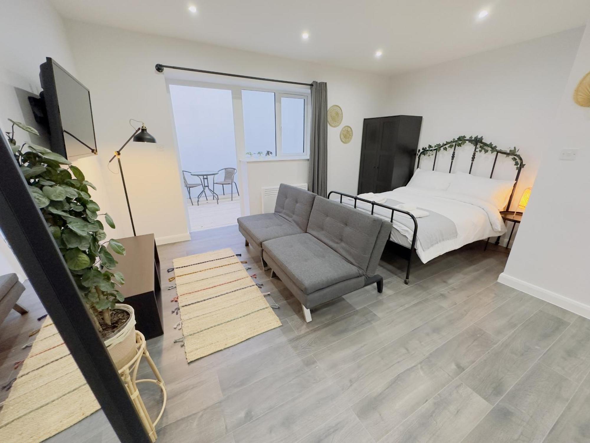 Hackney By Sleepy London