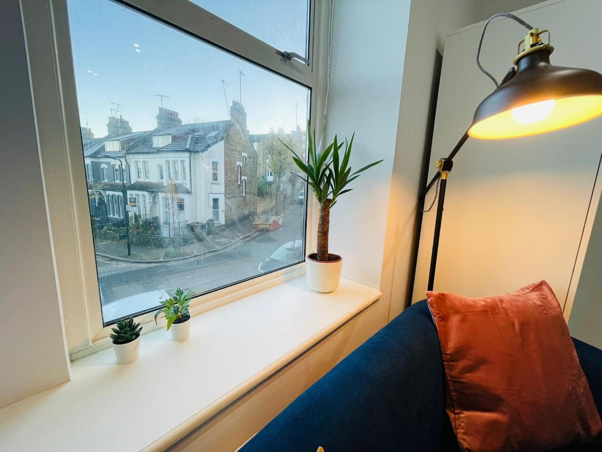 Hackney By Sleepy * London