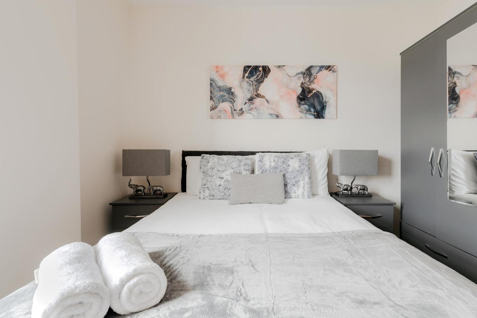 Hyde Park Apartment