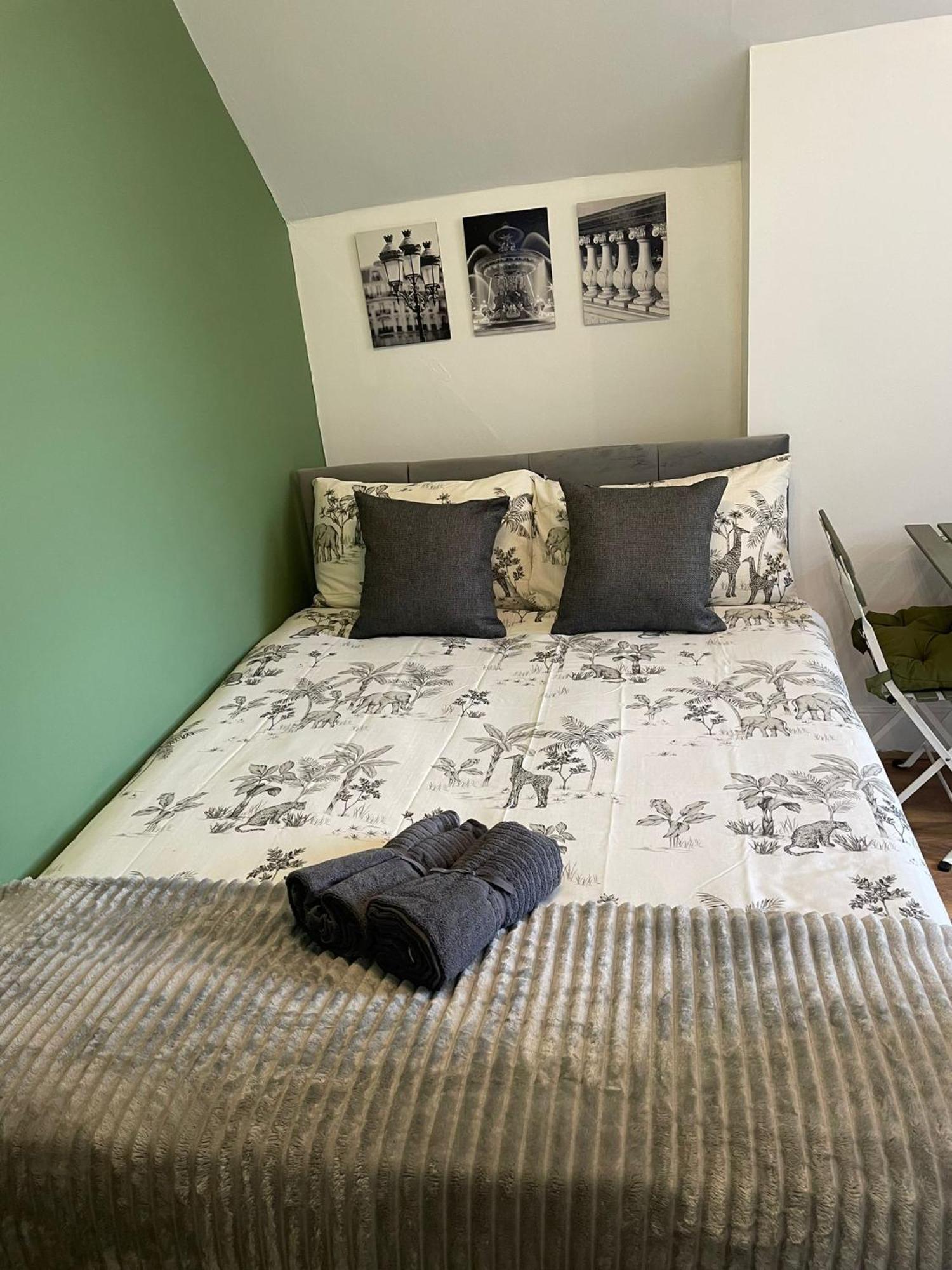 Guest 8 Apartment
