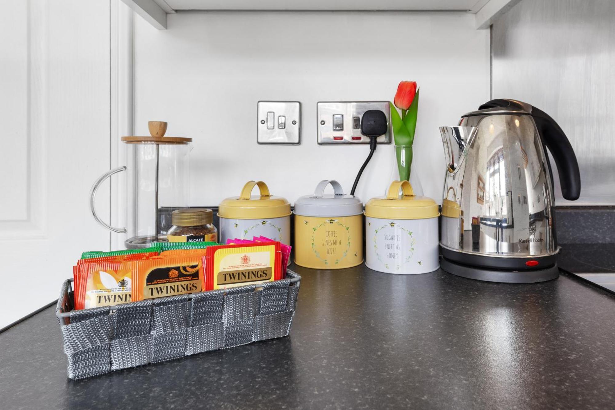 Clapham Serenity Garden Retreat With Free Parking