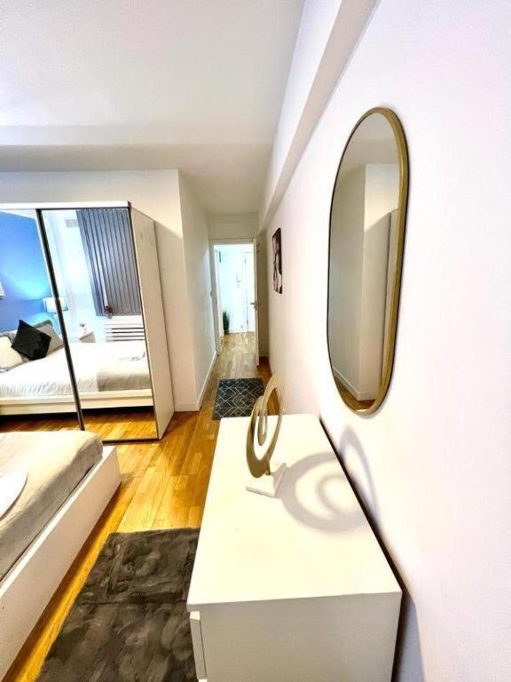 Apartment Two Bedroom Edgware Road London