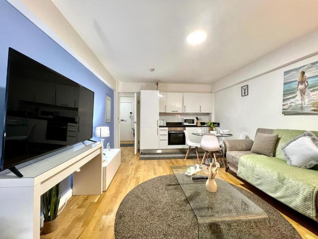 Two Bedroom Edgware Road London