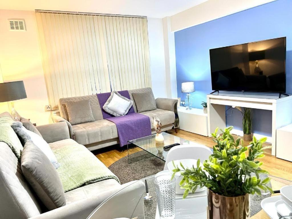 Two Bedroom Edgware Road London