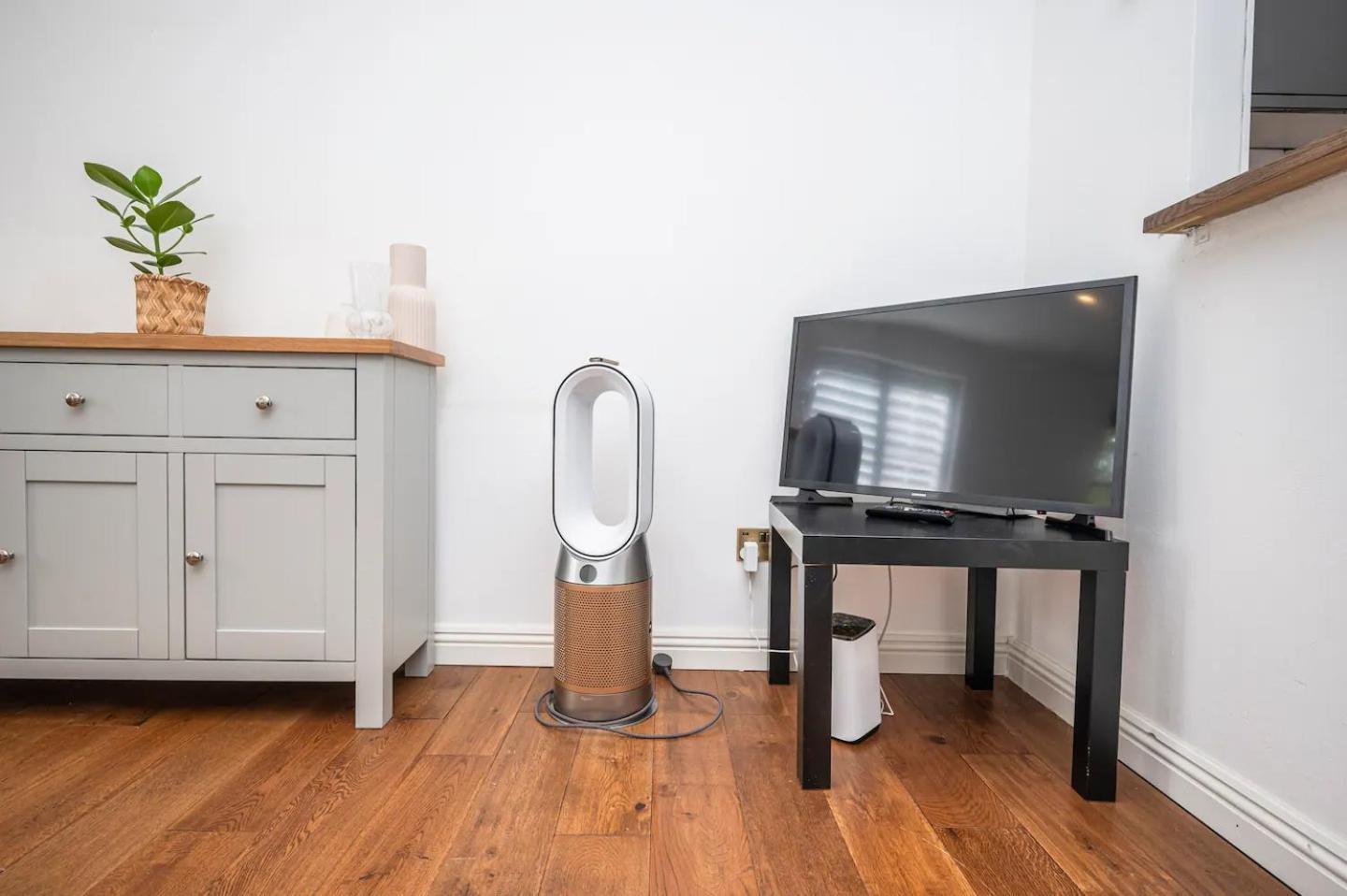 Greenwich House 10 Mins To O2 - Free Parking Pass The Keys Holiday home London