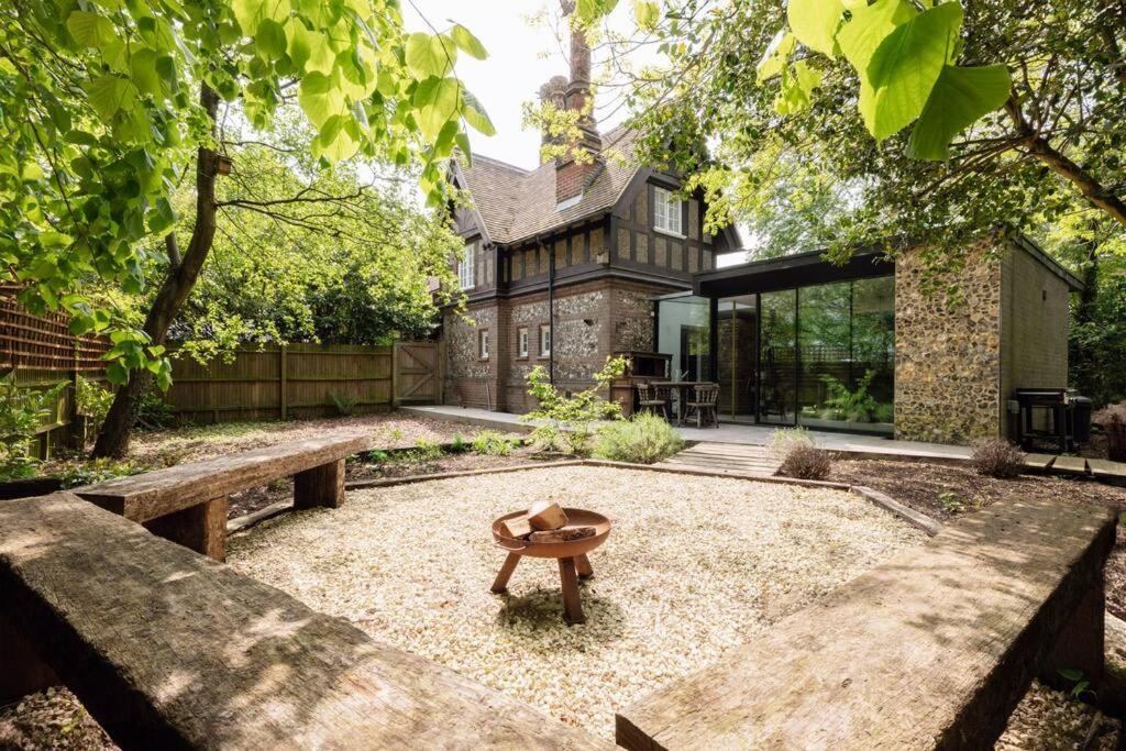 Parea Living - Spacious North House With Big Garden Londres