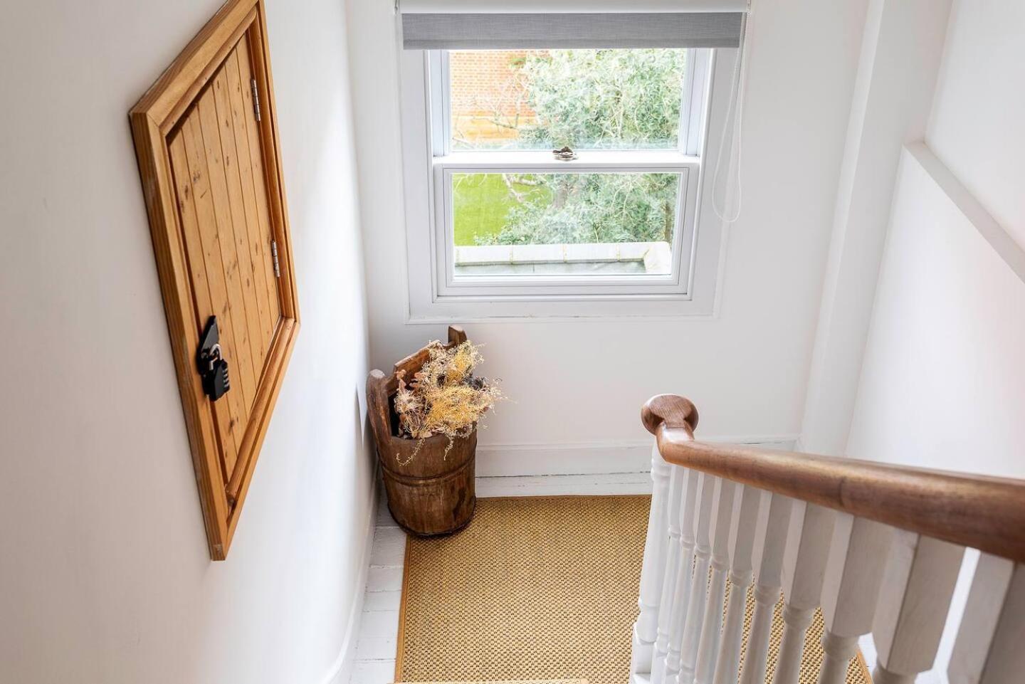 Holiday home Pass The Keys Spacious Camberwell House 30min Bus
