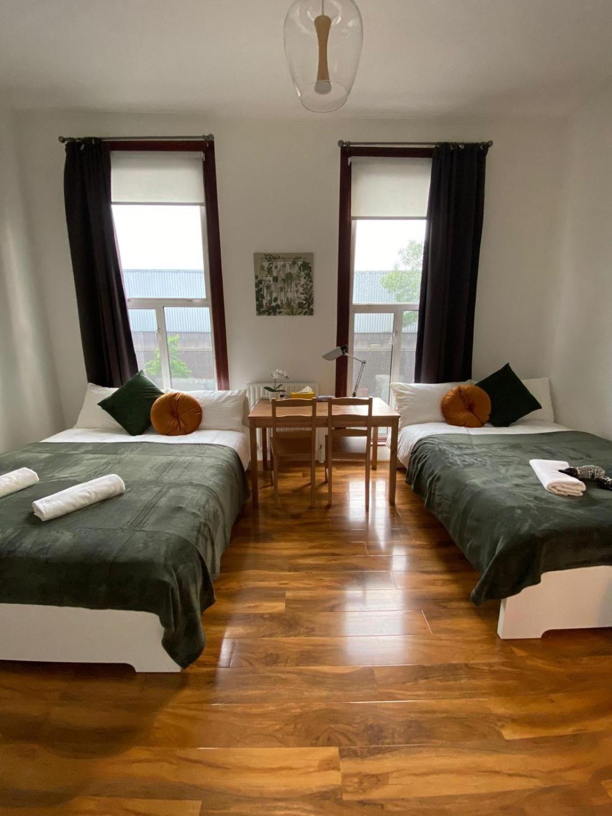 Comfy Private Bedrooms Across The Euston Station Guest house London