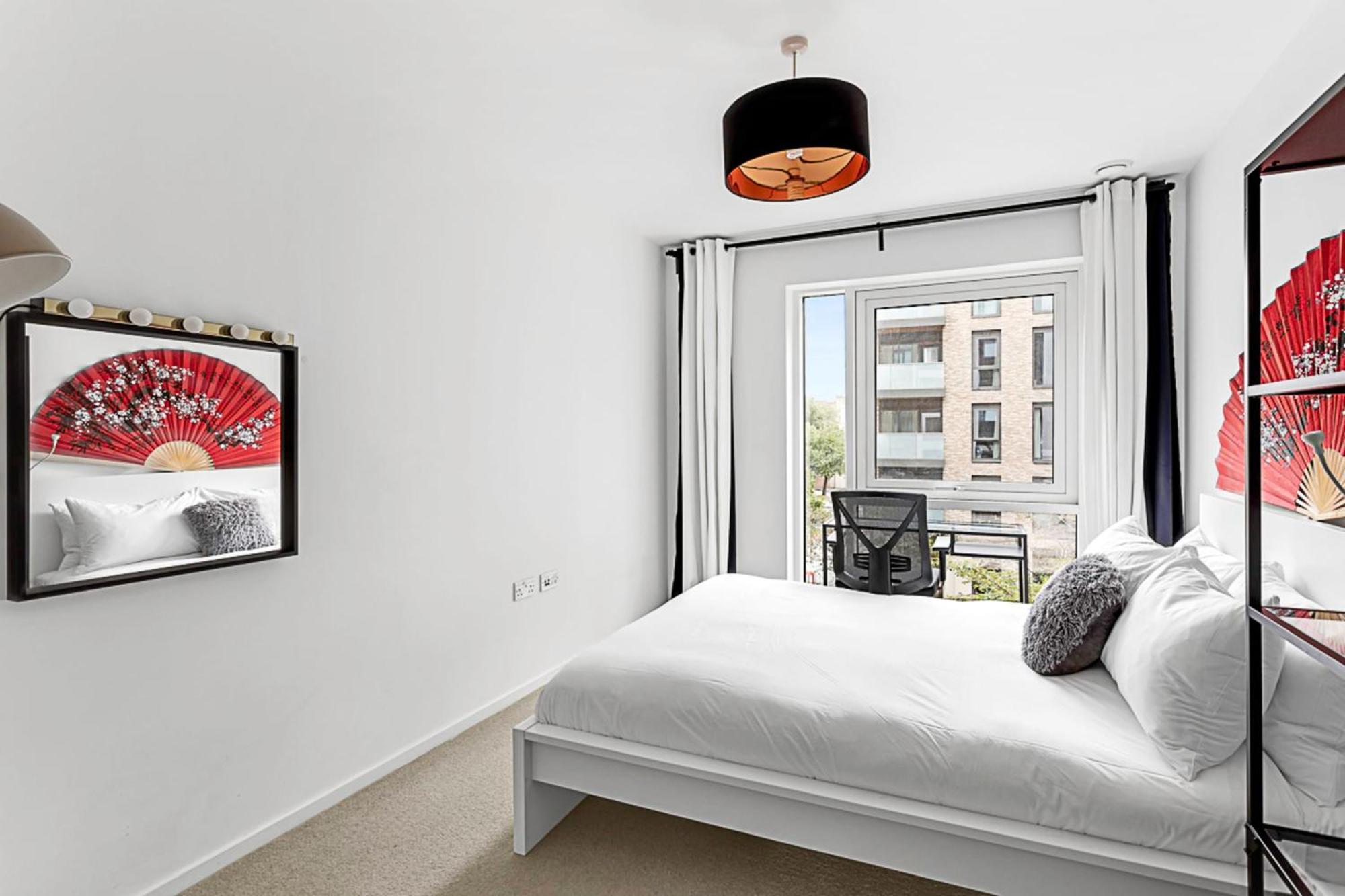 Stylish Flat In Battersea Reach Apartment *