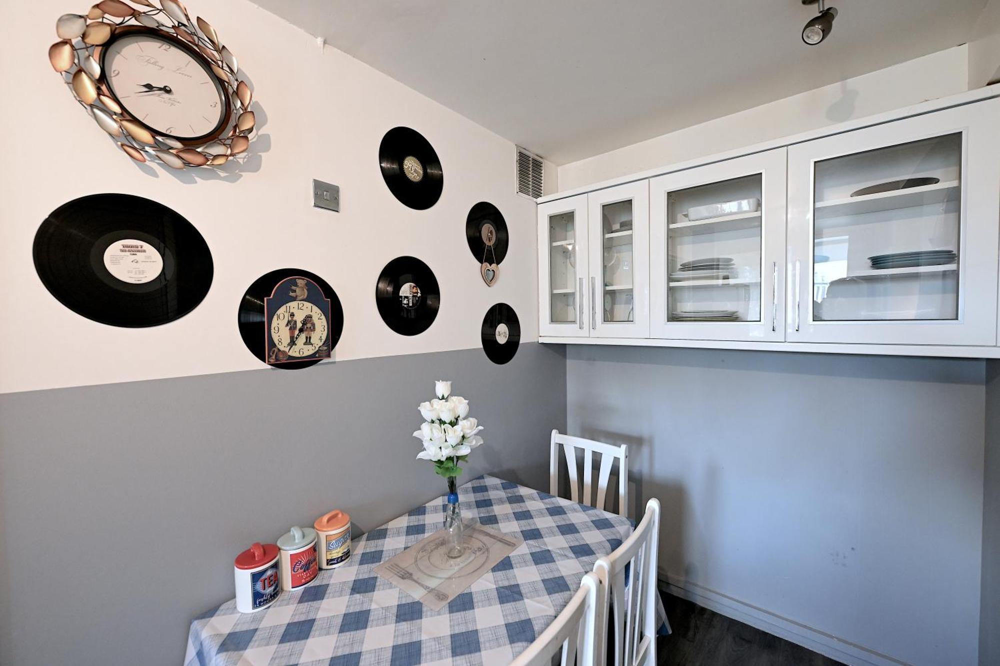 3 Bedroom Flat In - Regents Park / Baker St Apartment