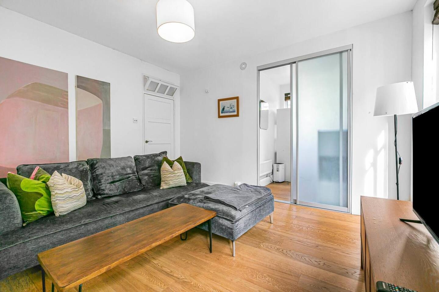 Modern And Cosy Flat In Little Venice Apartment London