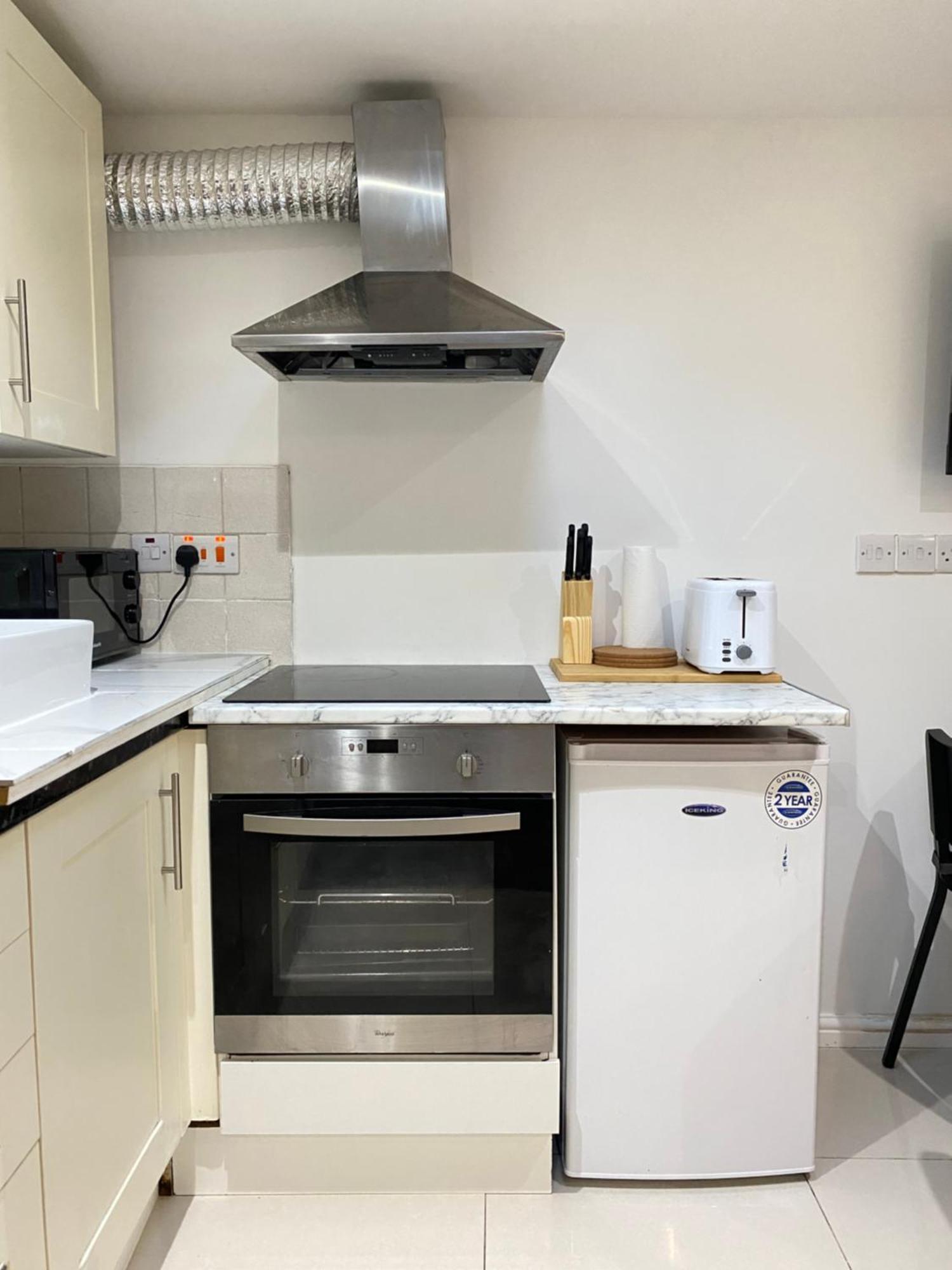 Tower Bridge Apartment