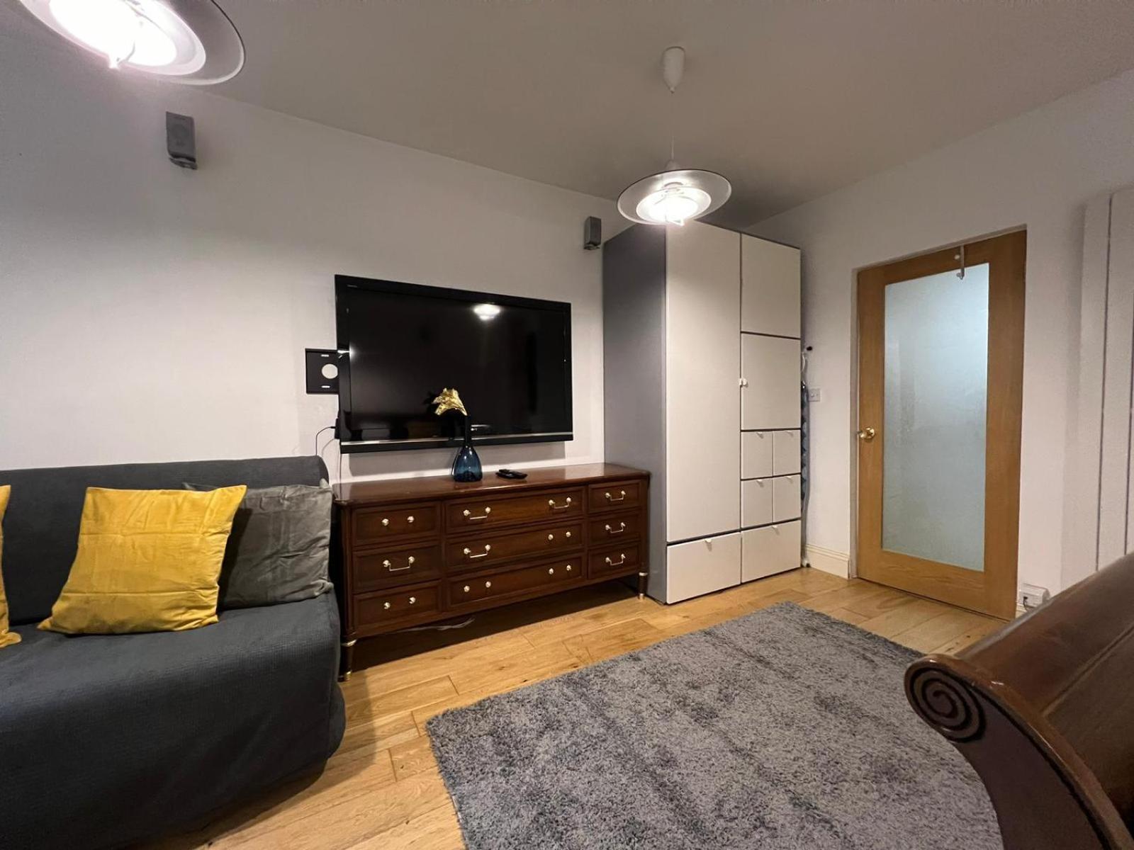 Apartamento Lovely Heart Of 10min To Oxford St Londres