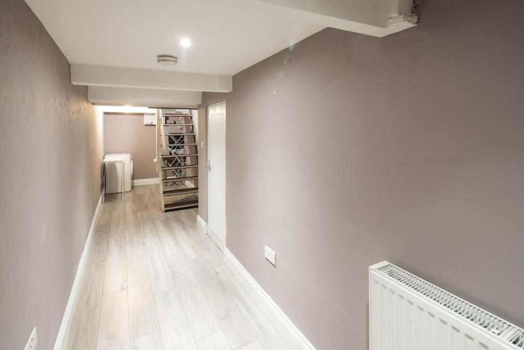 Family-friendly Garden Retreat Apartment London