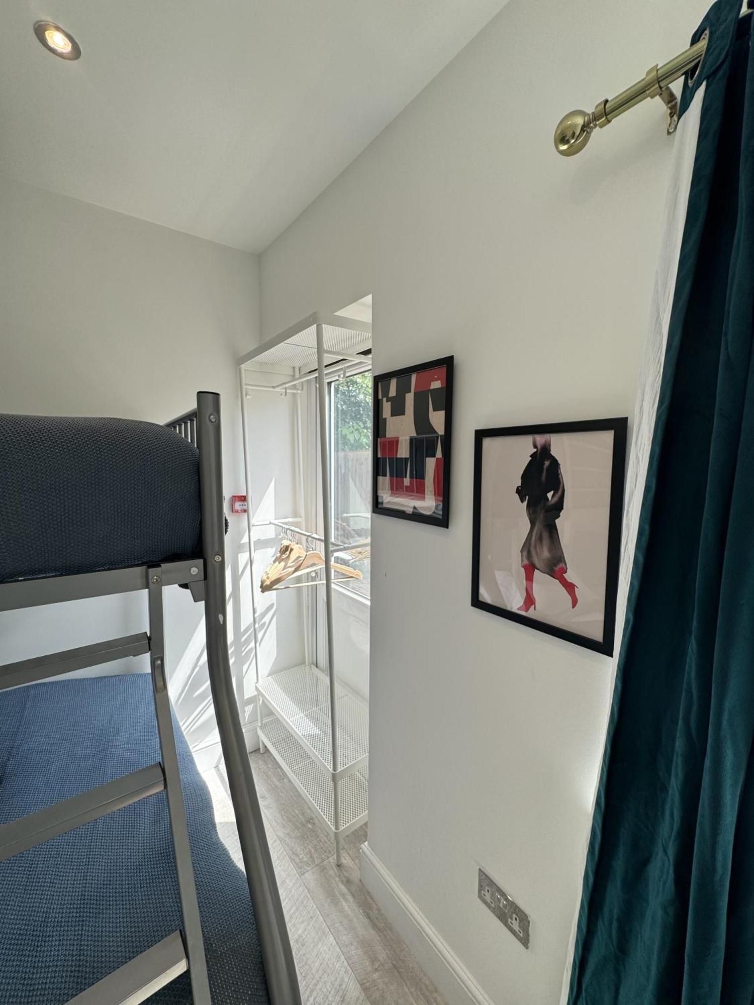En-suite Bedroom For Up To 4! Sofa Bed - Near Stratford Londres