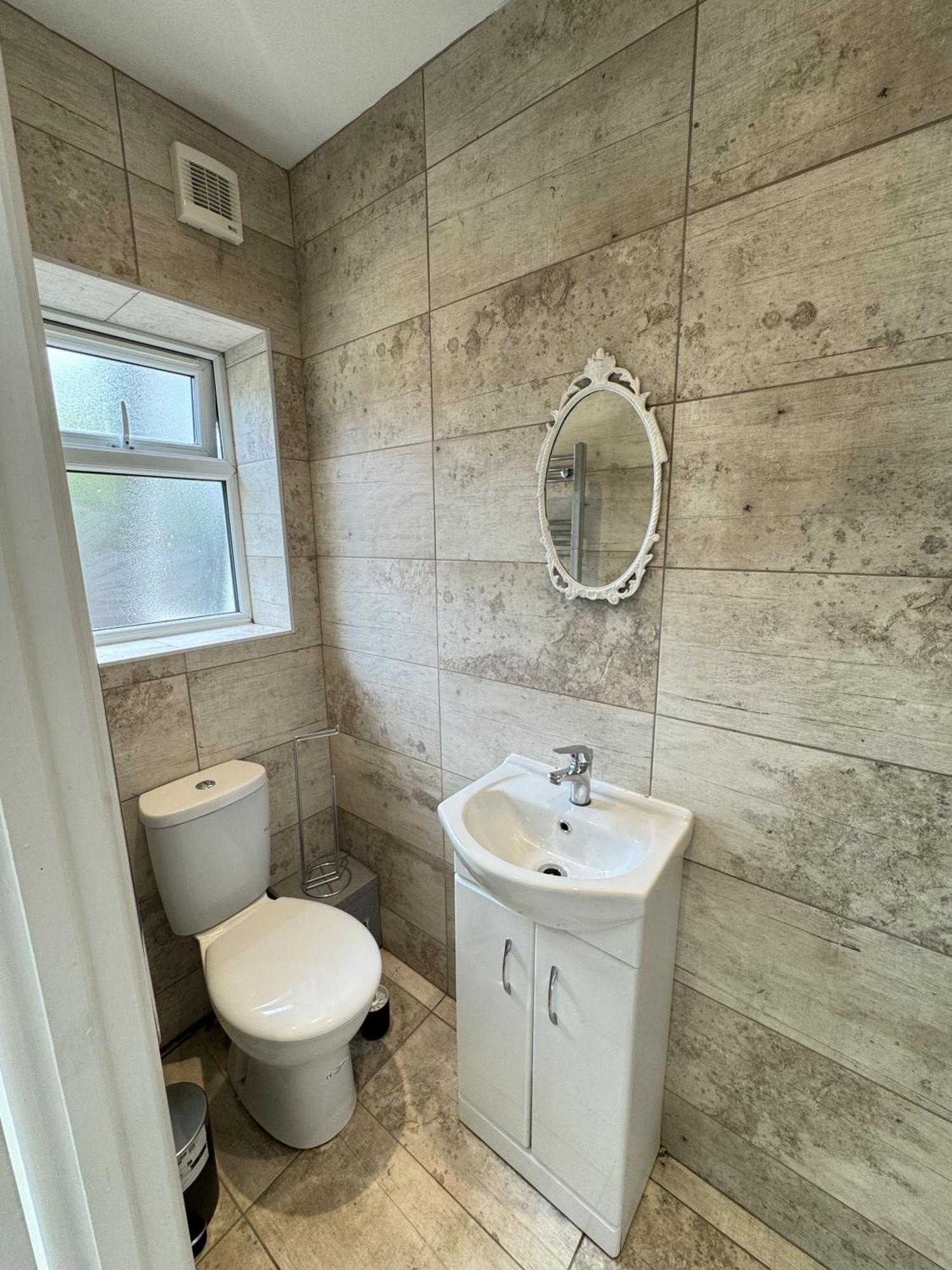 En-suite Bedroom For Up To 4! Sofa Bed - Near Stratford Casa de hóspedes