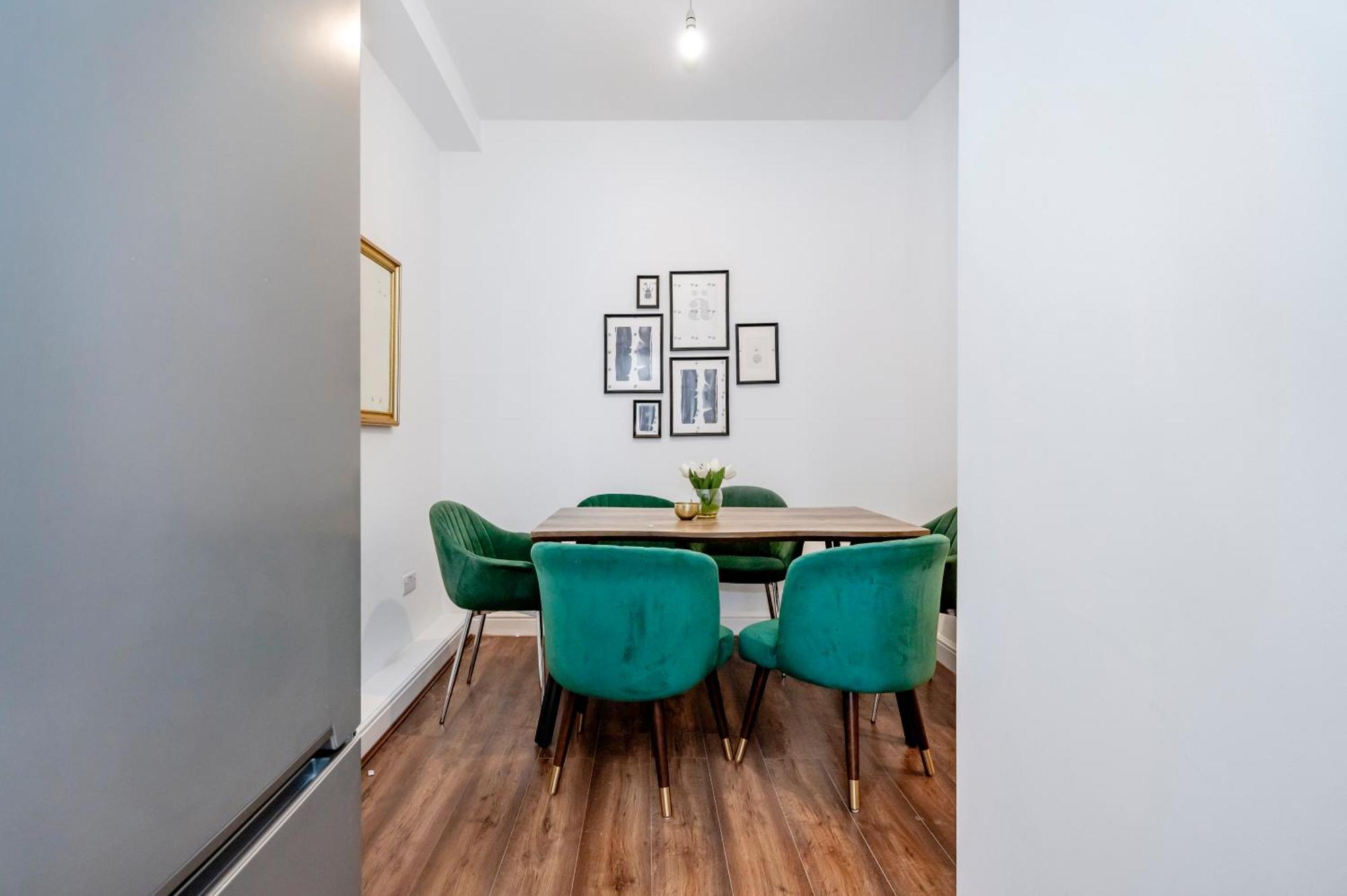 Beautiful Flat Near The Center 11 Min By Tube * London