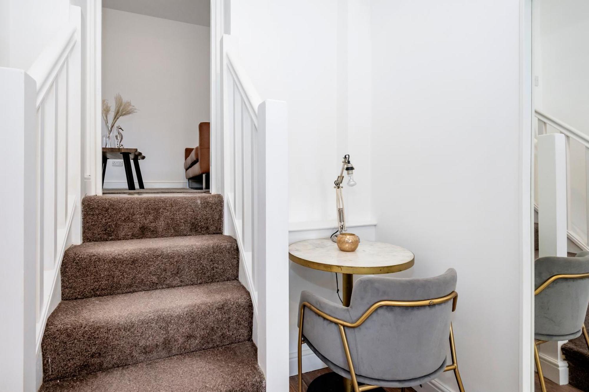 Beautiful Flat Near The Center 11 Min By Tube Apartment