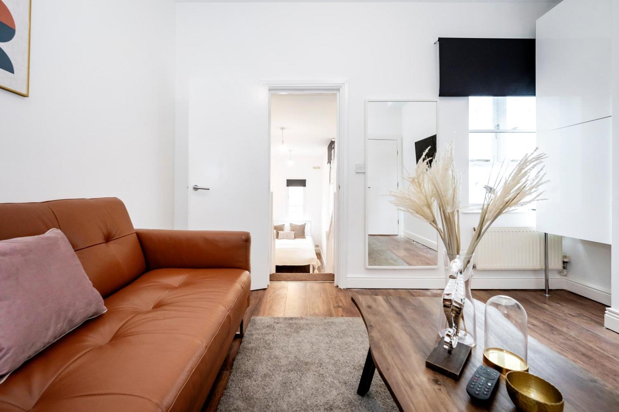Apartment Beautiful Flat Near The Center 11 Min By Tube *